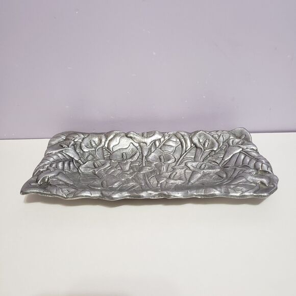 King Arthurs Court Lily Pattern Serving Candy Dinner Tray 1q"×5.5"×1" - Picture 6 of 9